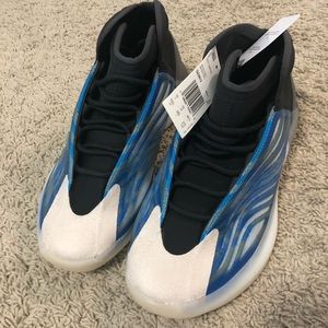 Yeezy Wuantum Frozen Blue